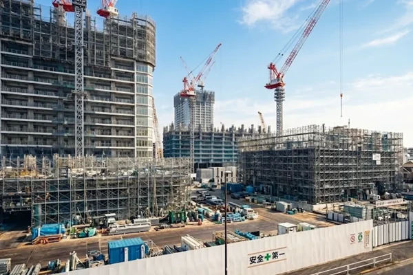 建設現場の安全と管理を強化